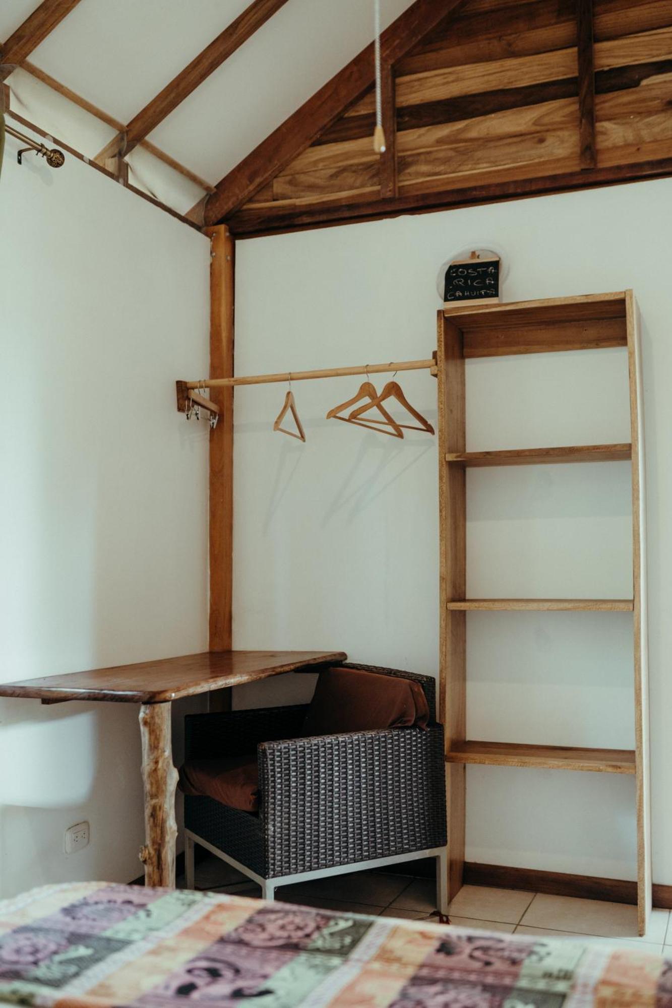 Casa De Los Amigos Caribena Кахуита Екстериор снимка